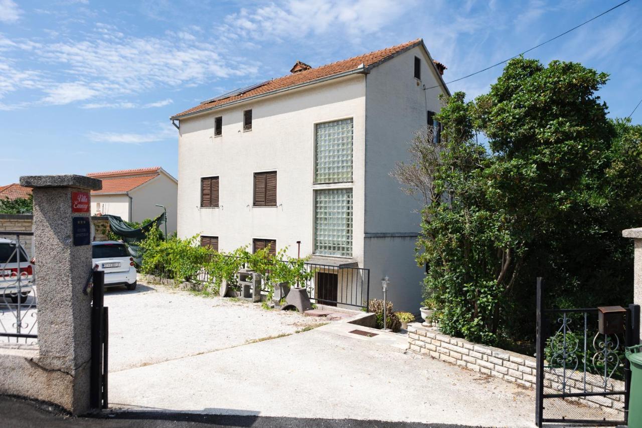 Studio-Appartements Emwey Trogir Exterior foto